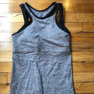 Lululemon gray black sport too with built in bra